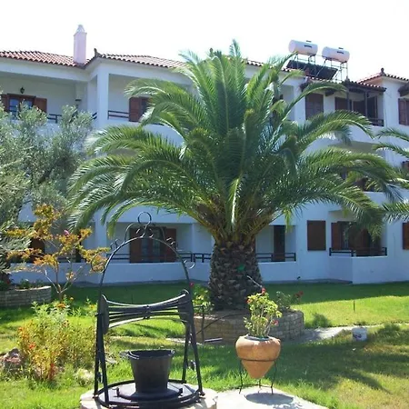 Maro Skopelos Town