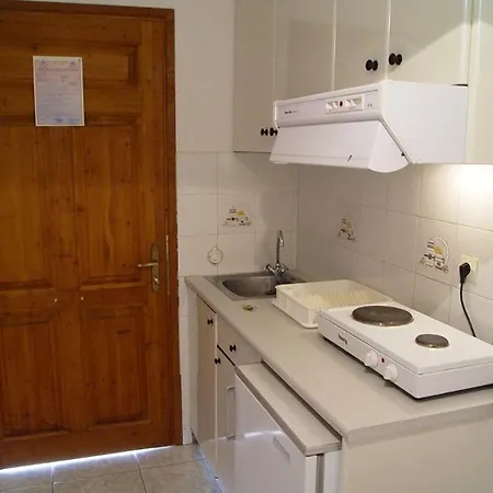 Maro Apartment